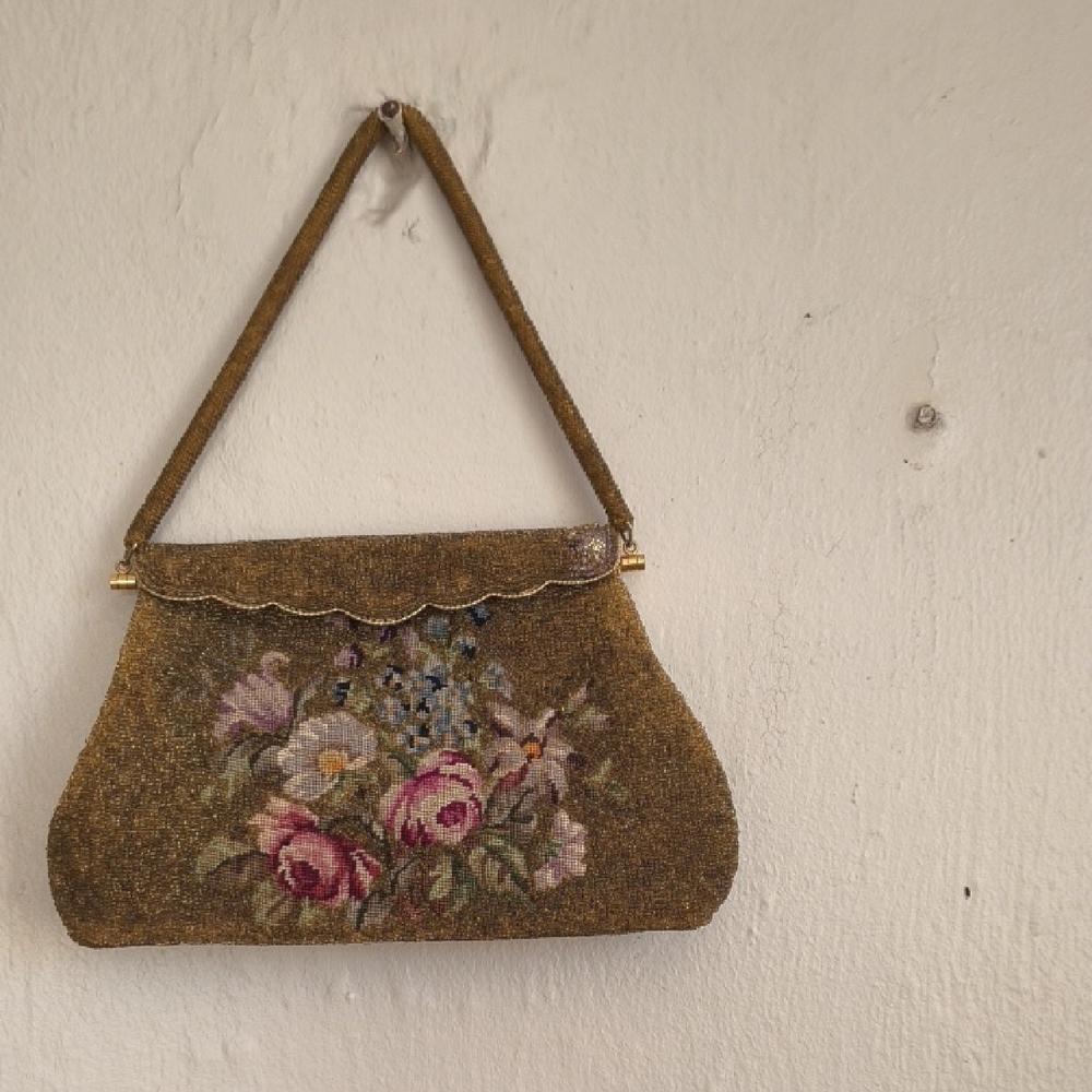 Vintage Hong Kong Rose Embroidered Tan Handbag